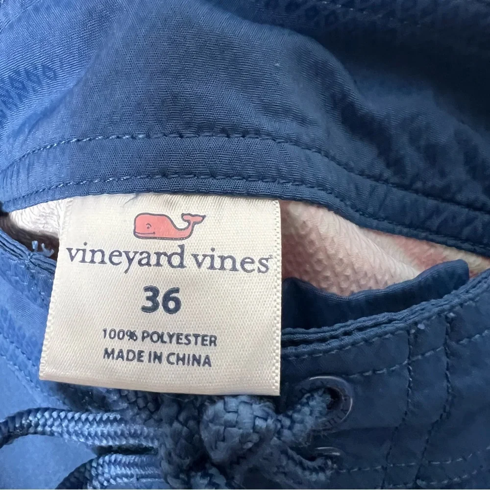 Vineyard Vines Men’s Swim Trunks Board Shorts Bathing Suit Size 36 345